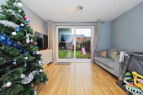 2 bedroom semi-detached house for sale, Adams Court, Kidderminster
