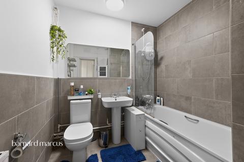 1 bedroom flat for sale, John Ruskin Street, London