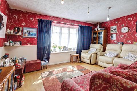 4 bedroom semi-detached house for sale, Spinney Hill Road, Northampton