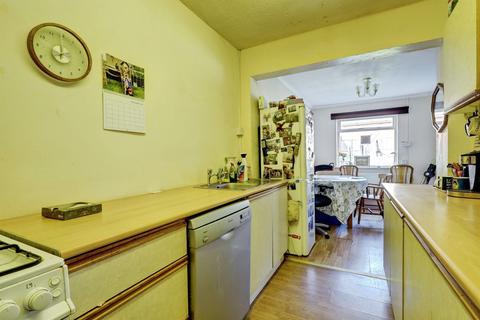 4 bedroom semi-detached house for sale, Spinney Hill Road, Northampton