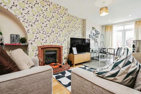 3 bedroom semi-detached house for sale, Wellsford Avenue, Solihull