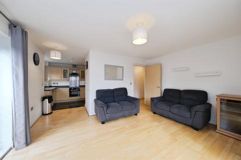 2 bedroom flat for sale, Manor Gardens Close, Loughborough