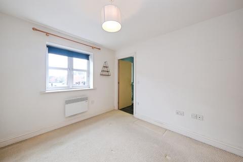 2 bedroom flat for sale, Manor Gardens Close, Loughborough