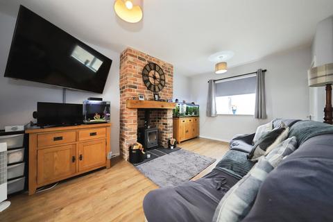 3 bedroom semi-detached house for sale, Stretton Road, Kidderminster