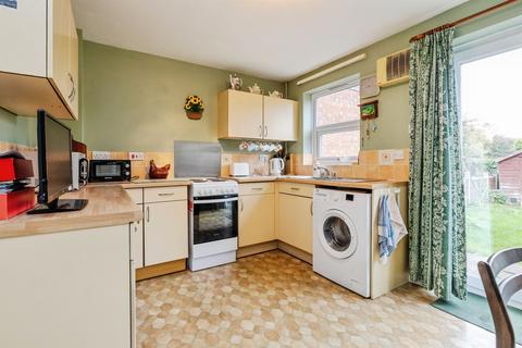 undefined, Burghley Square, Heighington, Lincoln
