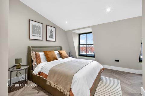 2 bedroom apartment for sale, Old Kent Road, London