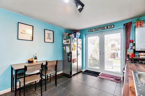 undefined, Lupin Close, Kettering