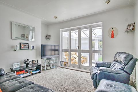 3 bedroom semi-detached house for sale, Primley Park Lane, Leeds