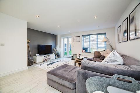 3 bedroom semi-detached house for sale, School Street, Bolton-Upon-Dearne, Rotherham