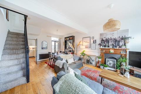 3 bedroom terraced house for sale, Stanley Road, London