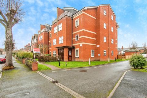 2 bedroom ground floor flat for sale, Shrubbery Avenue, Worcester