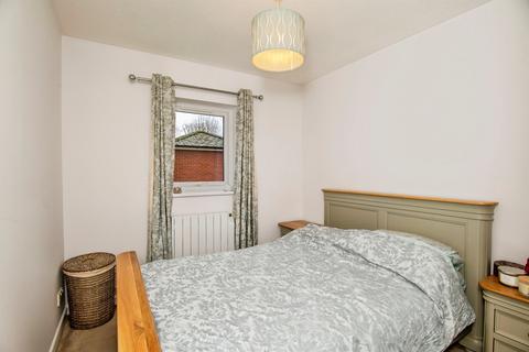 2 bedroom ground floor flat for sale, Shrubbery Avenue, Worcester