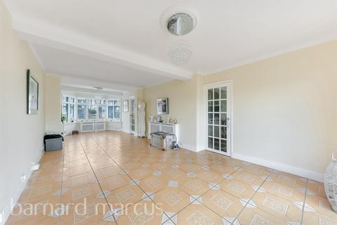 undefined, Seymour Avenue, Morden