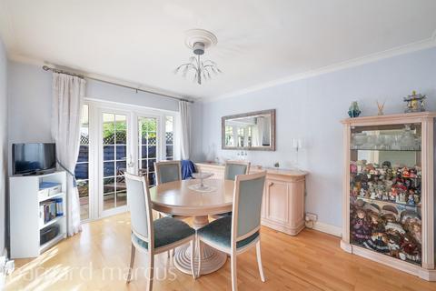 undefined, Broadlands Way, New Malden