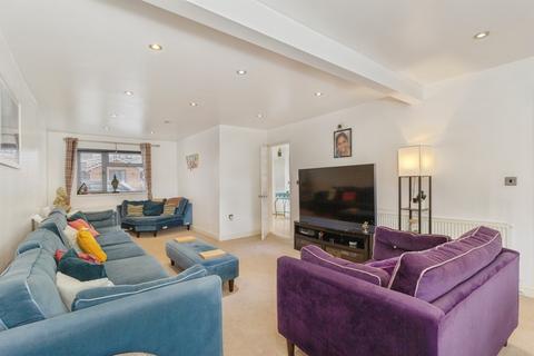 5 bedroom detached house for sale, Severn Road, Oadby, Leicester