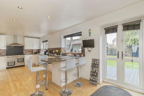 5 bedroom detached house for sale, Severn Road, Oadby, Leicester