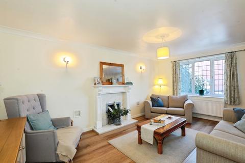 4 bedroom detached house for sale, King Edward Close, Northwich