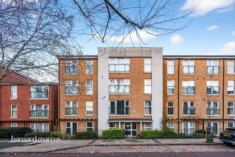 Chandler Way, London