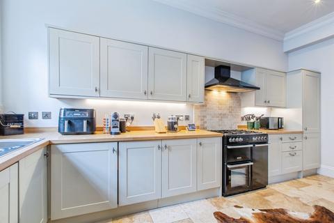 undefined, Chapel Lane, New Farnley, Leeds