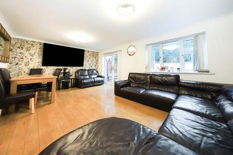 undefined, Brunslow Close, Oxley, Wolverhampton