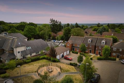 5 bedroom detached house for sale, Kingswood Park, HIGH WYCOMBE