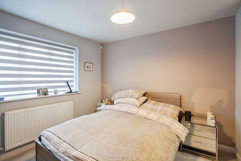 2 bedroom semi-detached bungalow for sale, Springwood Gardens, High Green, Sheffield
