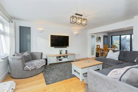 5 bedroom detached house for sale, Northfields, Syston, Leicester