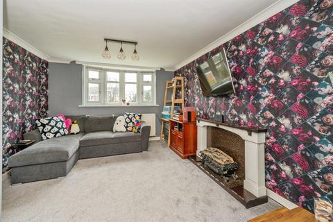 3 bedroom terraced house for sale, Travellers Close, Burntwood