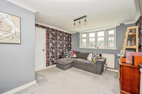 3 bedroom terraced house for sale, Travellers Close, Burntwood