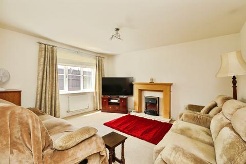 undefined, St. Giles Close, Retford