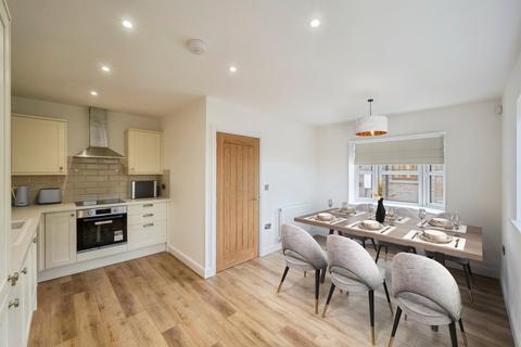 2 bedroom detached bungalow for sale, Brigg Road, Broughton, Brigg