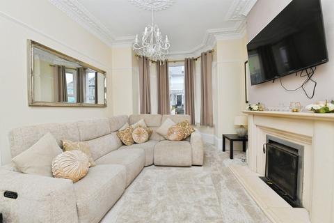 4 bedroom terraced house for sale, Milehouse Road, PLYMOUTH