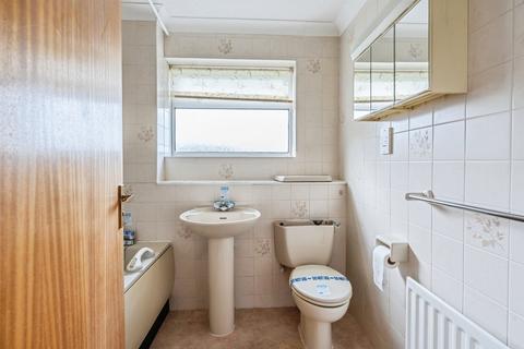 3 bedroom detached house for sale, Beacon Drive, Seaford