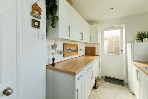 2 bedroom semi-detached bungalow for sale, St. Andrews Drive, Seaford