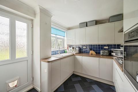 3 bedroom semi-detached house for sale, Huntingdon Crescent, Burton-Upon-Stather, Scunthorpe