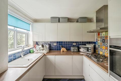 3 bedroom semi-detached house for sale, Huntingdon Crescent, Burton-Upon-Stather, Scunthorpe