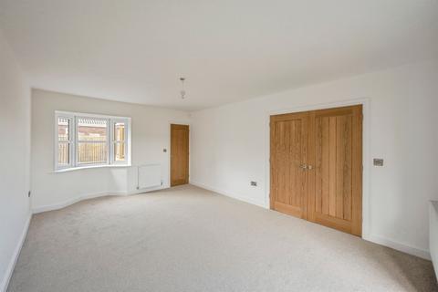 2 bedroom detached bungalow for sale, Brigg Road, Broughton, Brigg