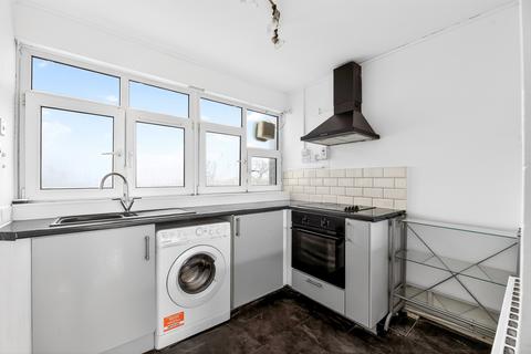 2 bedroom flat for sale, Swanton Gardens, London
