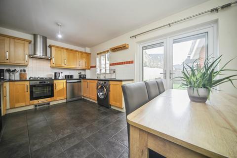 4 bedroom detached house for sale, Redwing Drive, Stowmarket