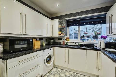 2 bedroom semi-detached bungalow for sale, Elizabeth Court, Chapel St. Leonards, Skegness