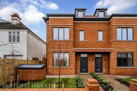 undefined, Abbotswood Road, London