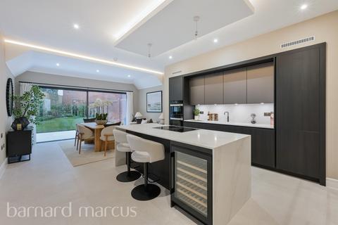 undefined, Abbotswood Road, London