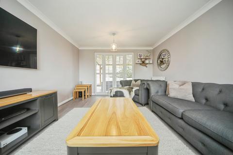 5 bedroom detached house for sale, Wagtail Drive, STOWMARKET