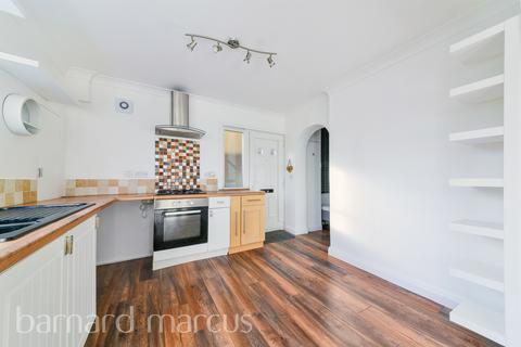 1 bedroom ground floor flat for sale, Thicket Road, Sutton