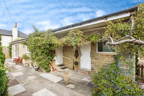 2 bedroom detached bungalow for sale, Hill Crest Close, Sowerby Bridge
