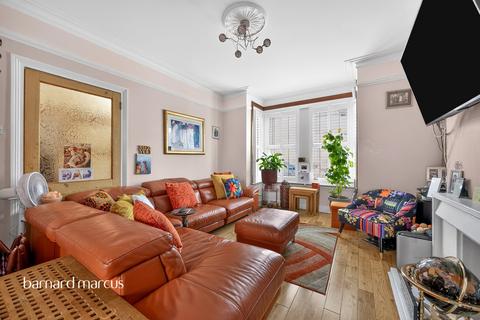 3 bedroom terraced house for sale, Woodville Road, Thornton Heath