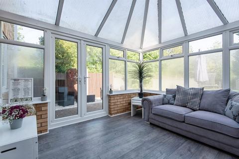 3 bedroom detached house for sale, St Davids Close, Stevenage
