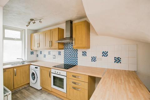 2 bedroom end of terrace house for sale, Montague Street, Sowerby Bridge