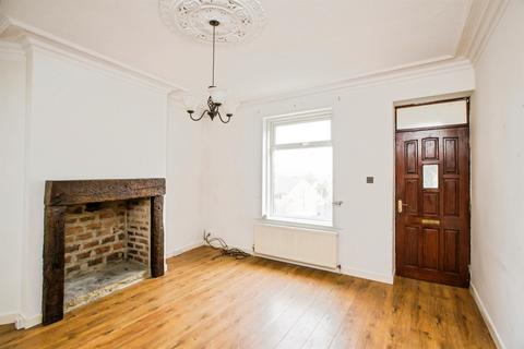 2 bedroom end of terrace house for sale, Montague Street, Sowerby Bridge