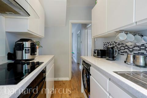 3 bedroom terraced house for sale, Rosecourt Road, Croydon